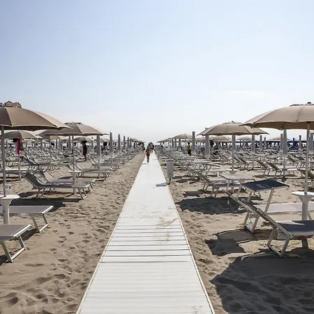 Nettuno Otel 4*