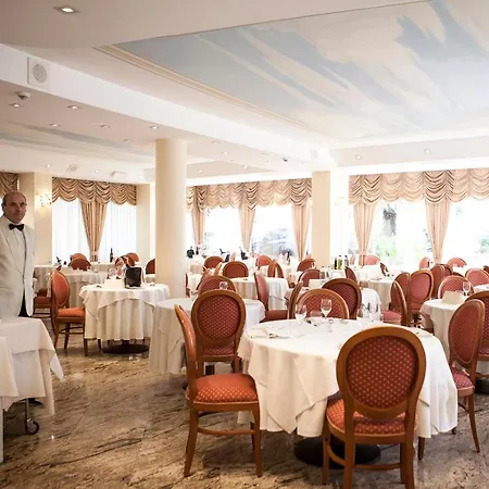 Nettuno Otel 4*