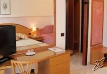 Nettuno 4* Τσέρβια